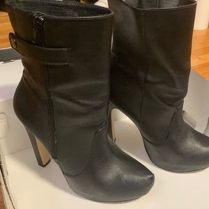 Super cute black back boots from Just Fab - size 7.5 womens